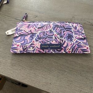 Simply Southern NWT wallet checkbook and card carrier with zipper